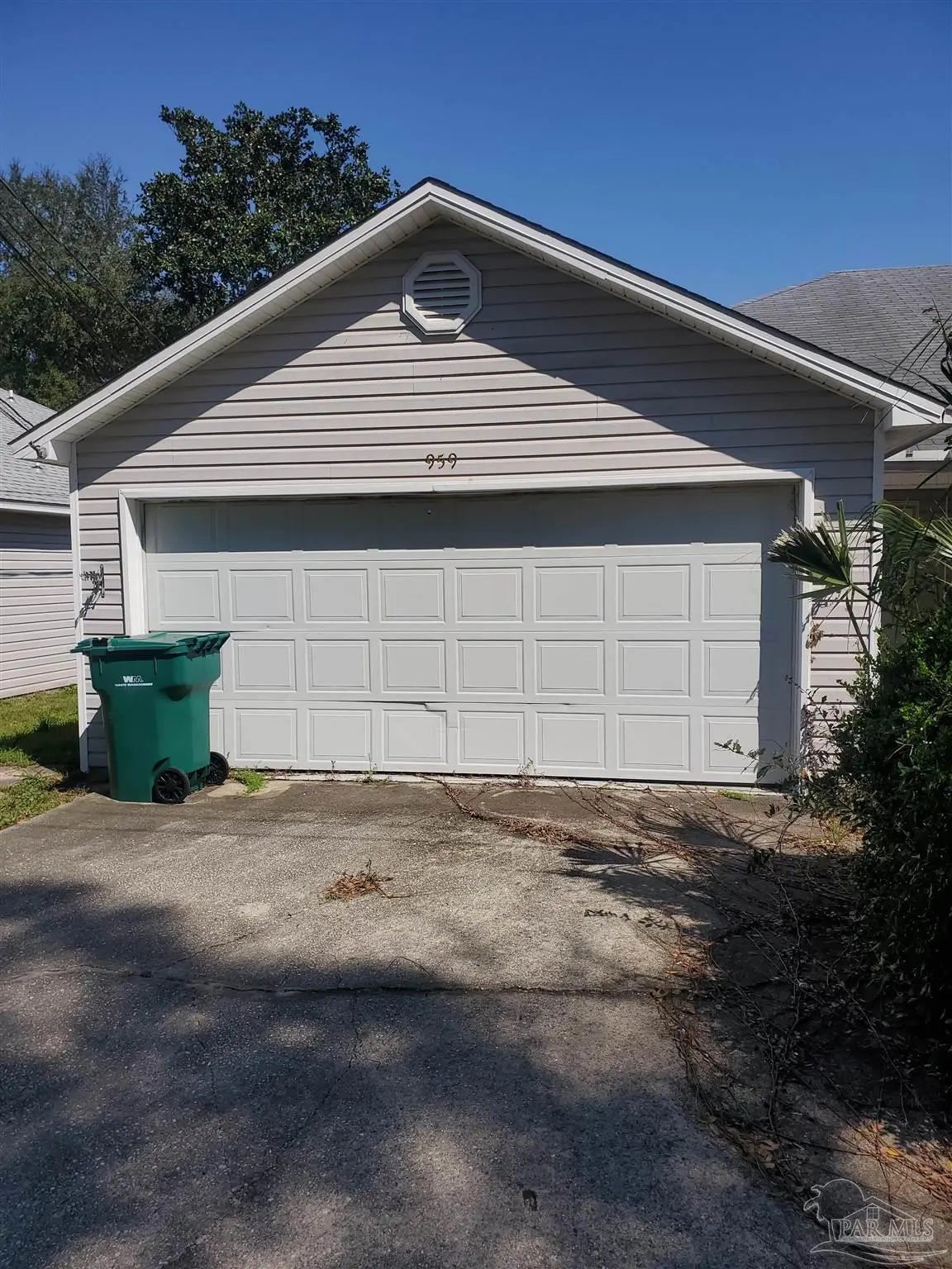 Photo of Listing #676018