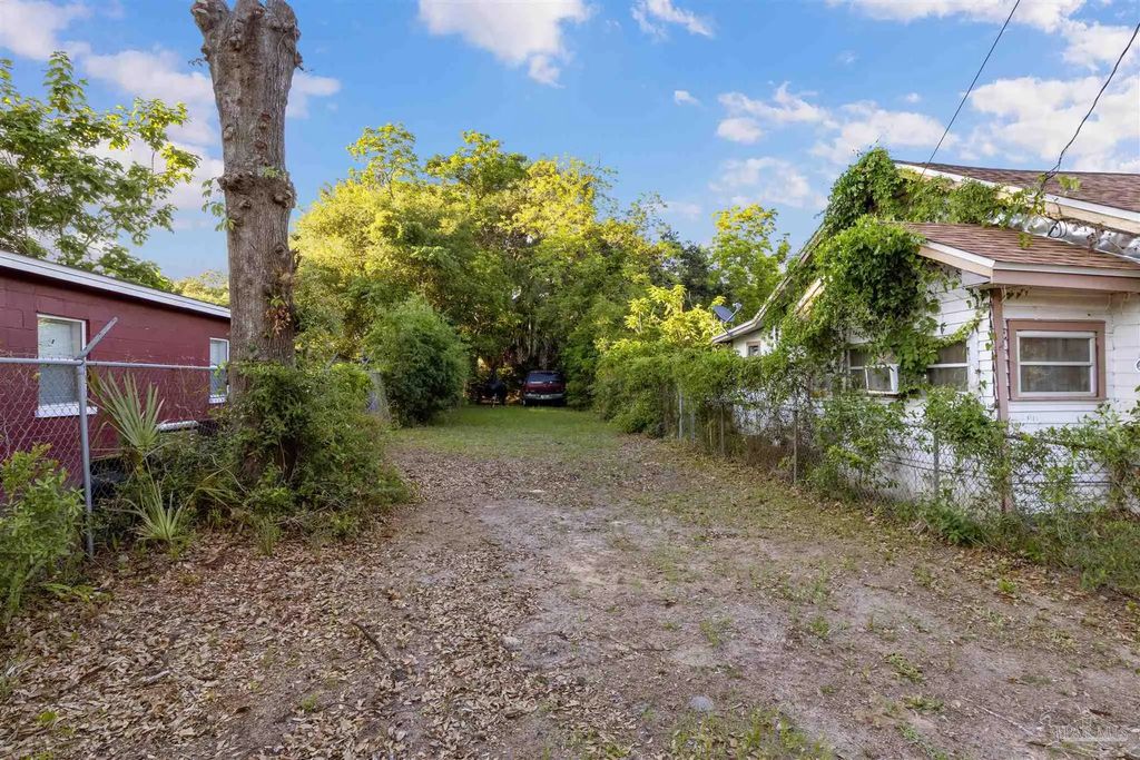 1200 W Brainerd St, Pensacola