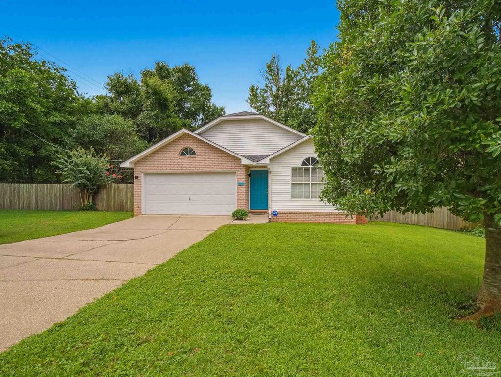 4670 Baybrook Dr, Pensacola