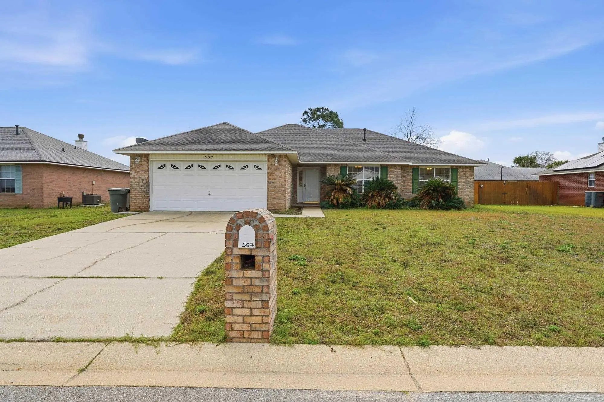 Photo of Listing #675917