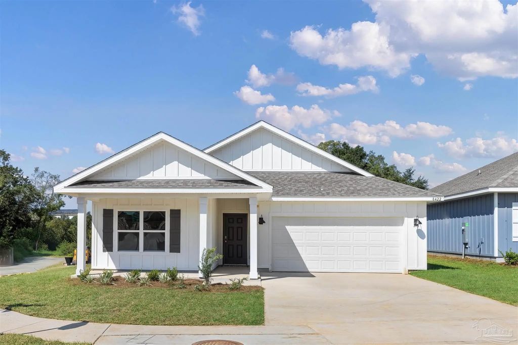 8422 Riverstone Dr, Pensacola