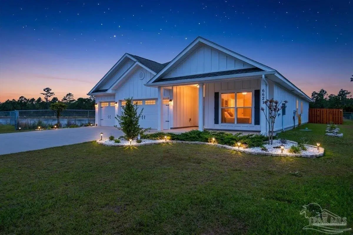 Photo of Listing #680689