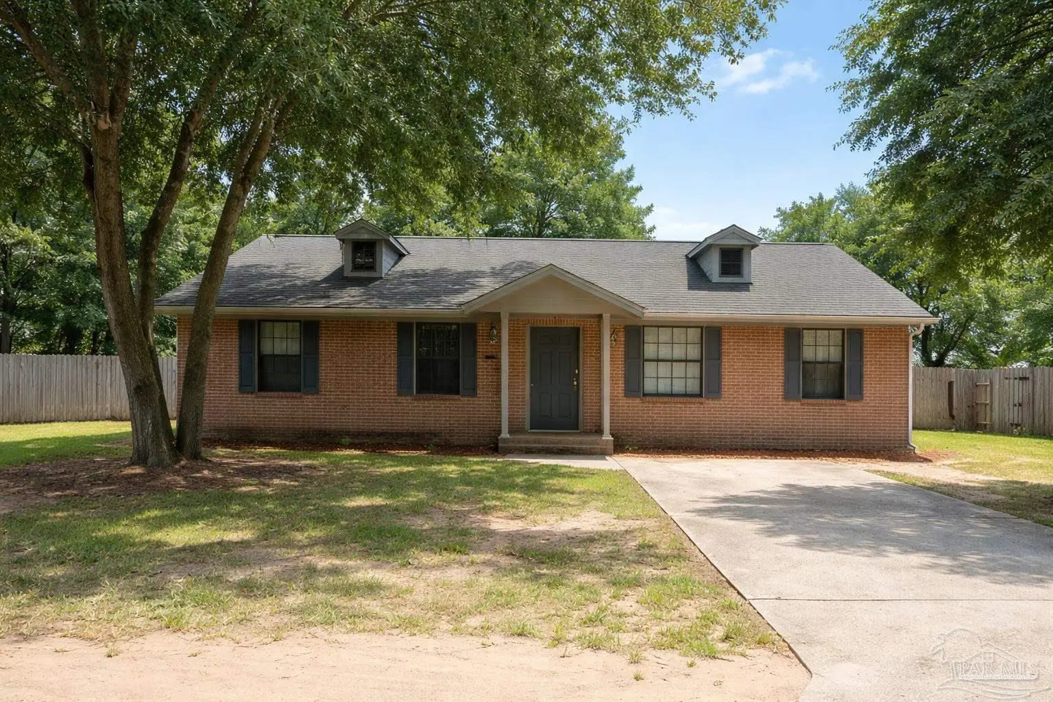 Photo of Listing #677319