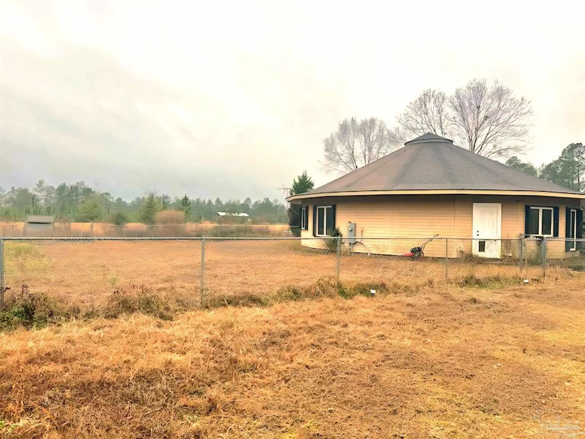 Photo of Listing #675570