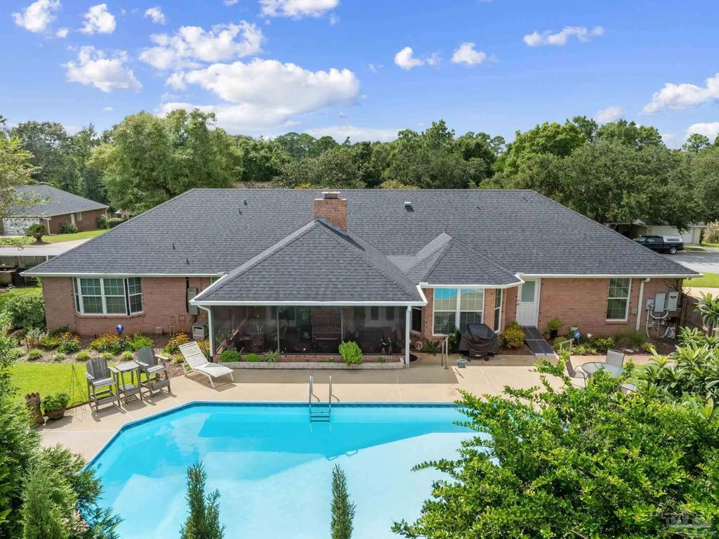 860 Copper Ridge Dr, Cantonment