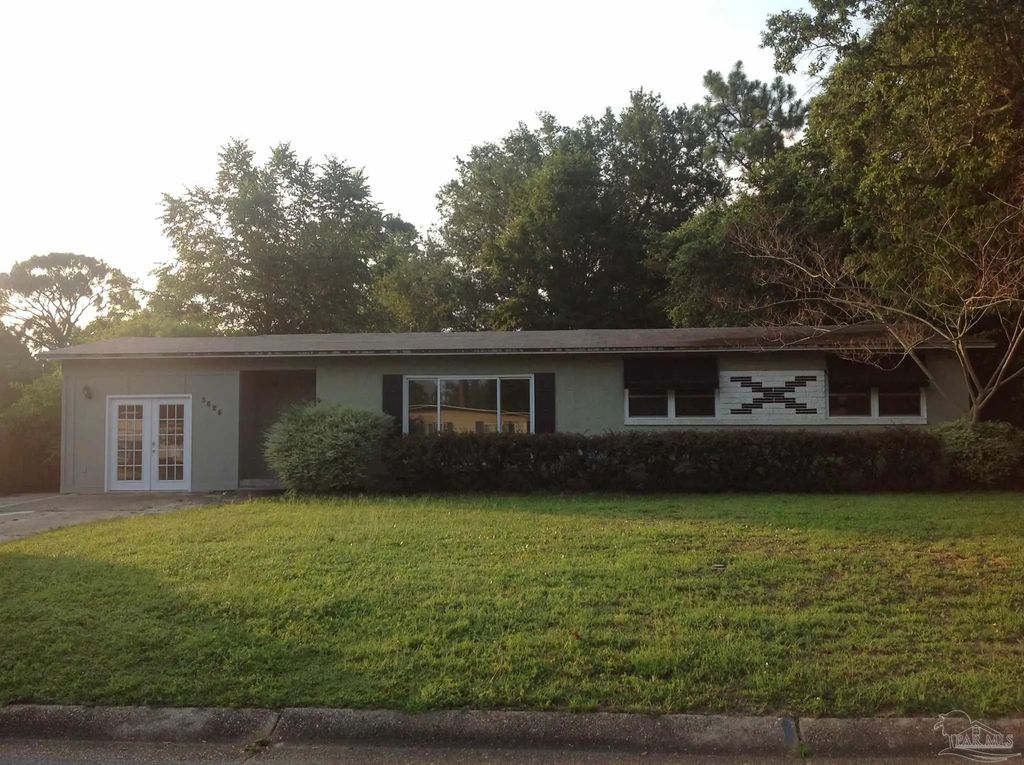 3525 Wellington Dr, Pensacola