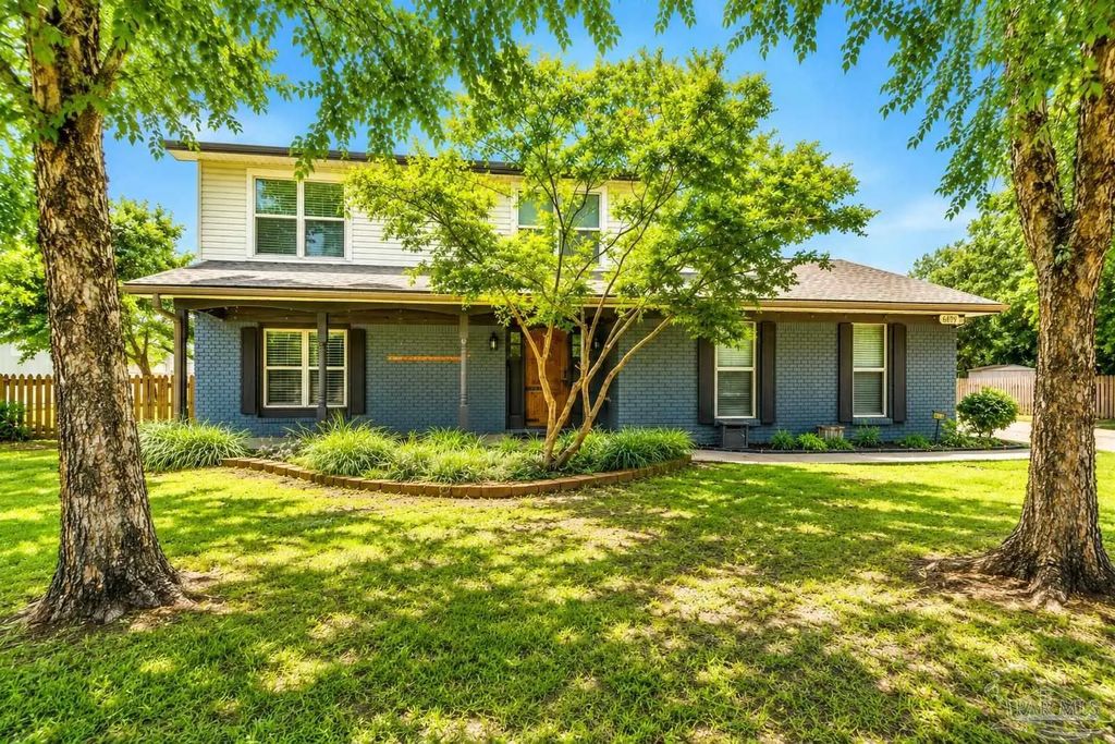 6099 Schofield Dr, Pensacola
