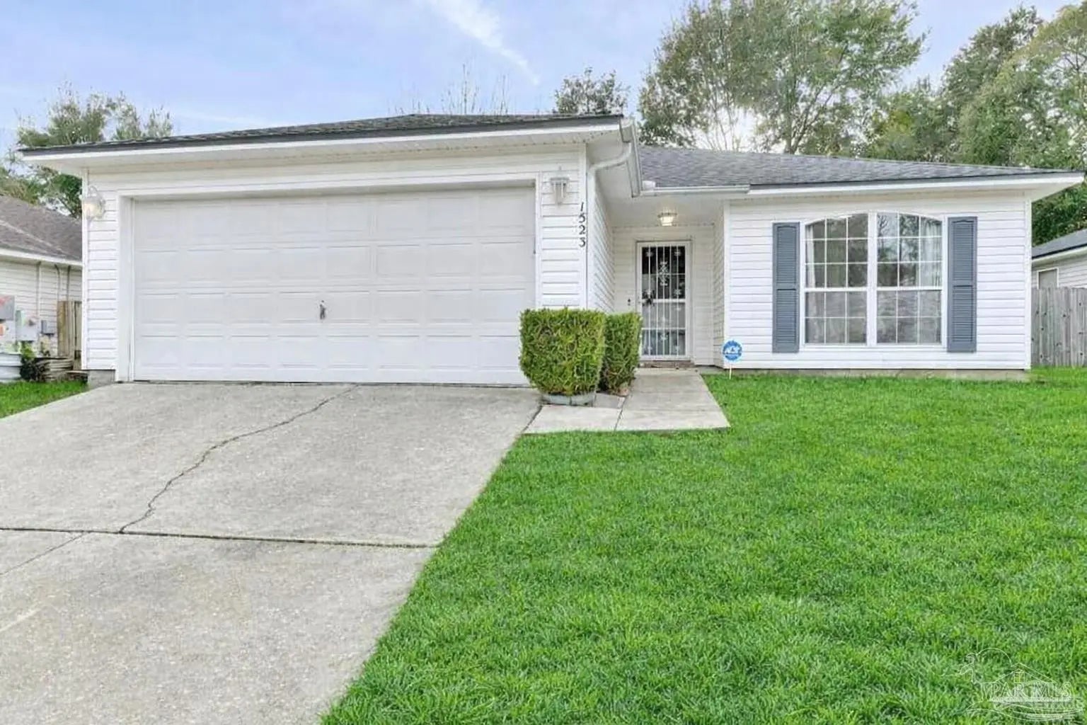 Photo of Listing #676874