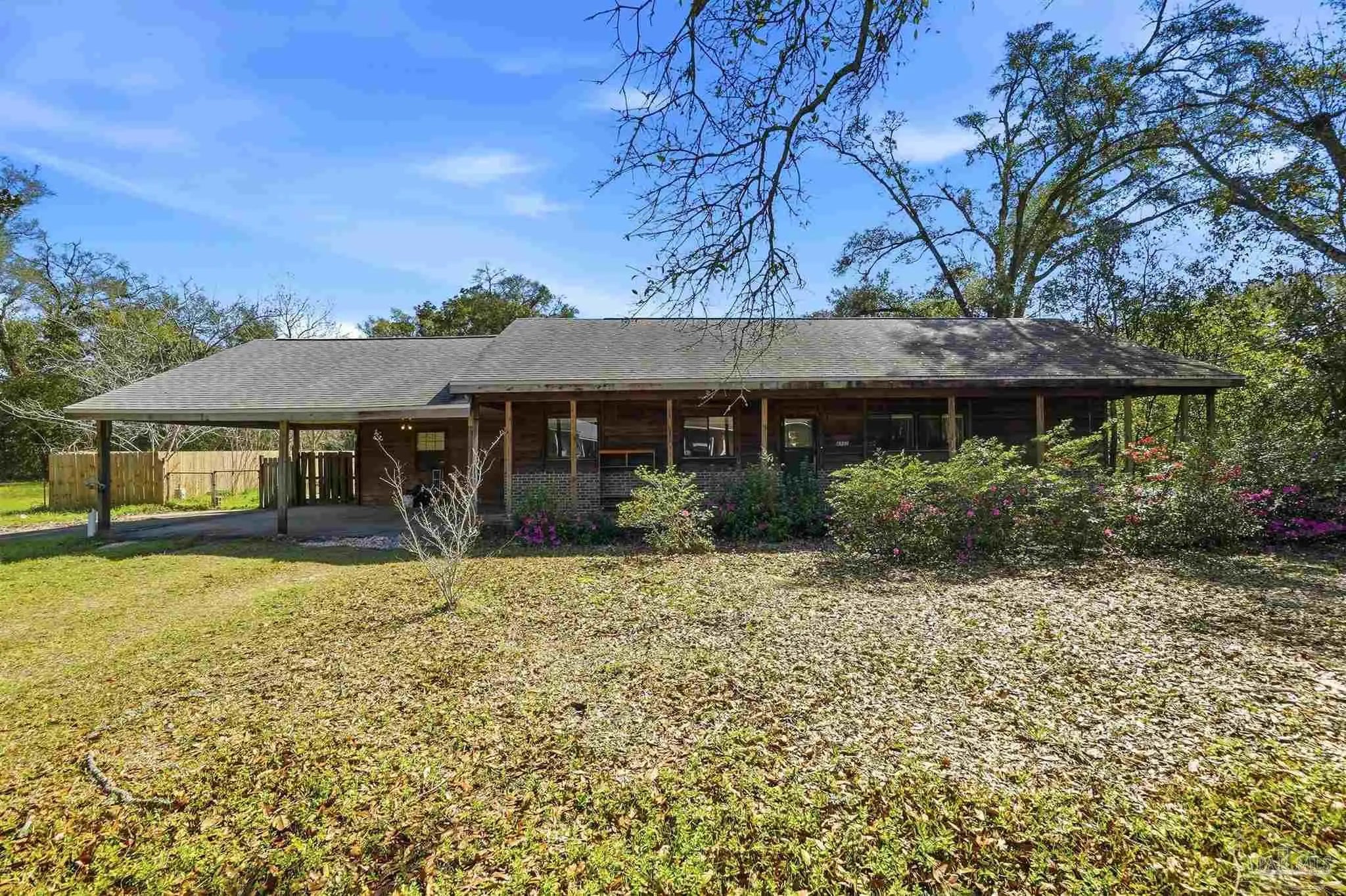 Photo of Listing #678915