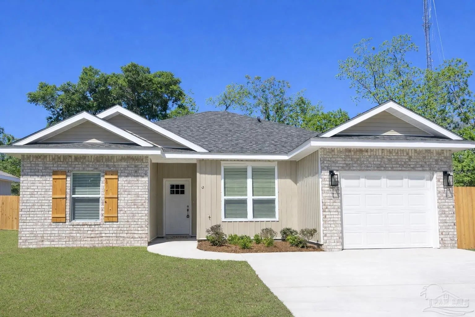 Photo of Listing #680754