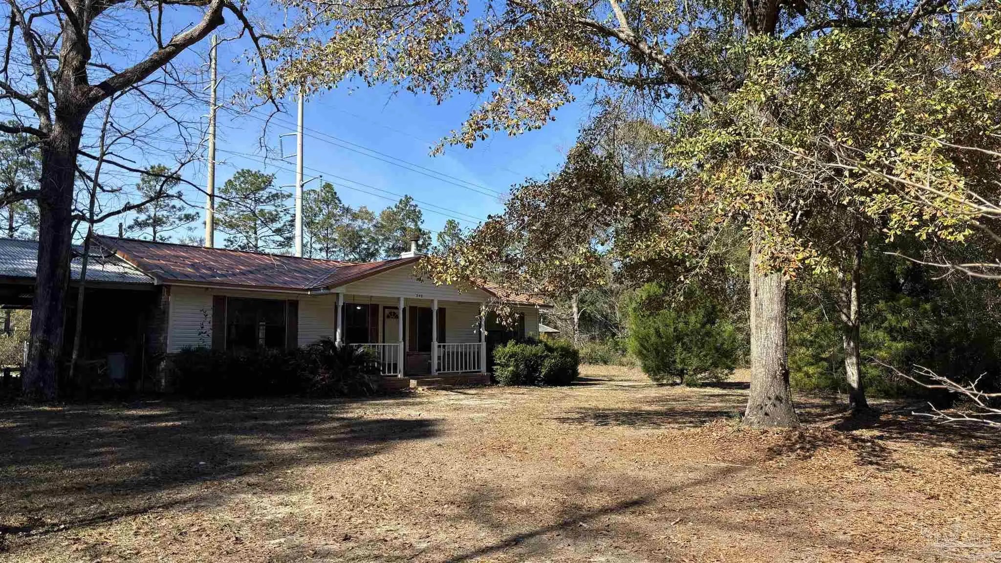 Photo of Listing #675400