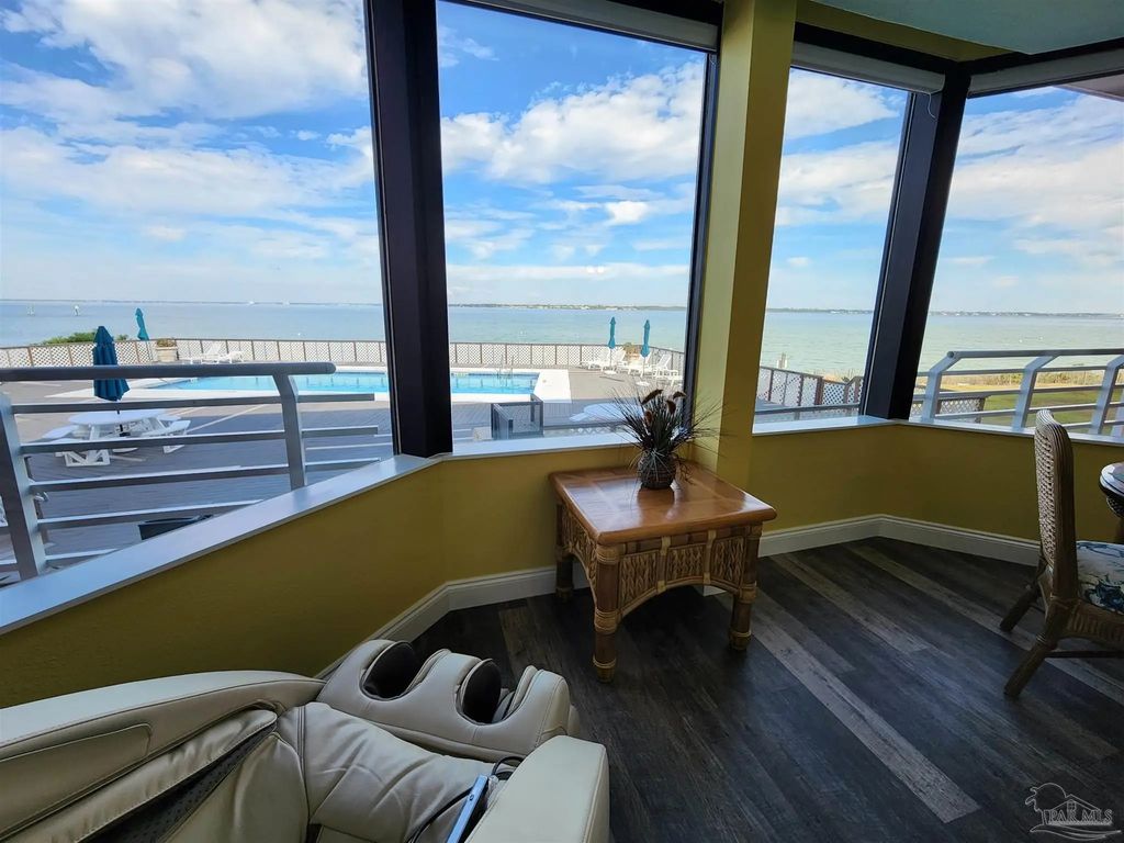 1390 Ft Pickens Rd, Pensacola Beach