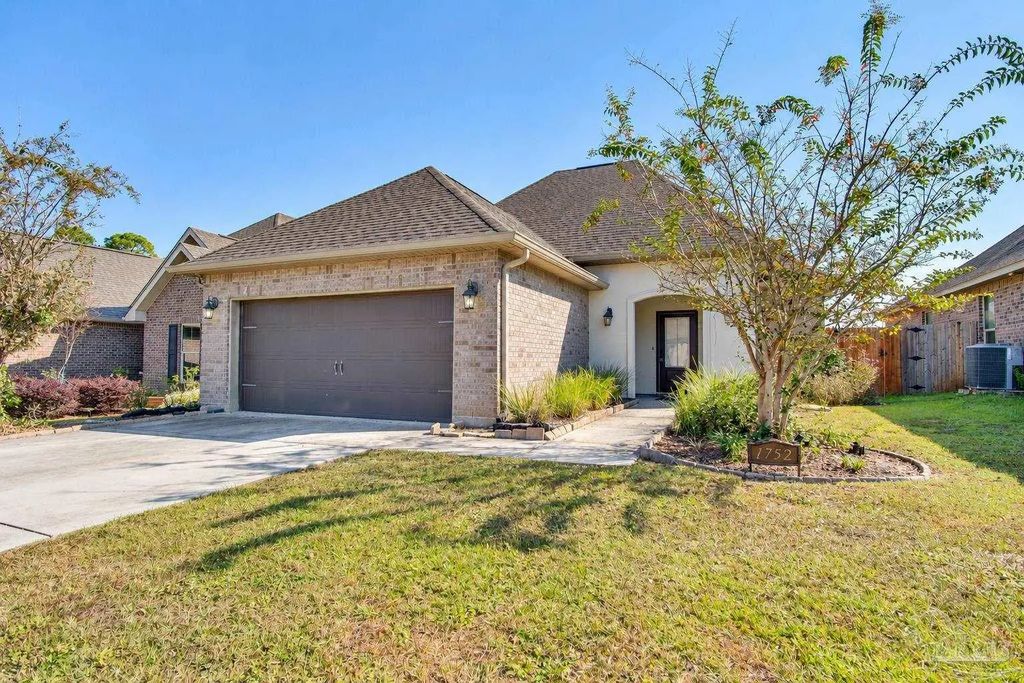 1752 Waterbury Way, Cantonment