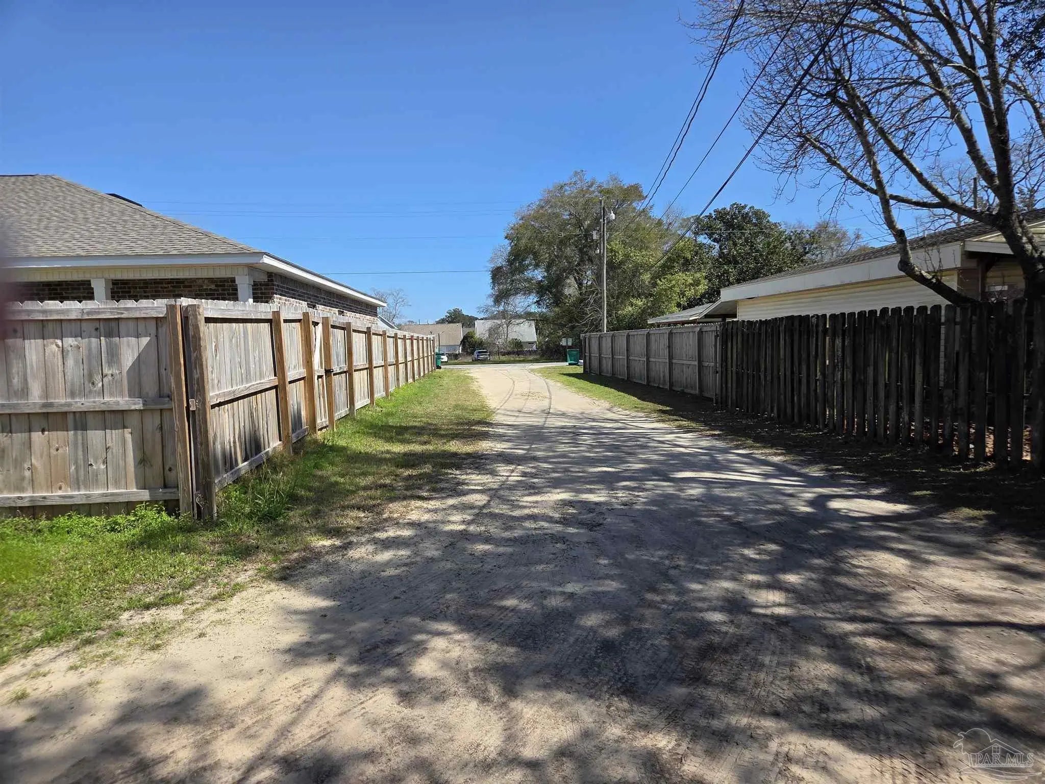 Photo of Listing #678765