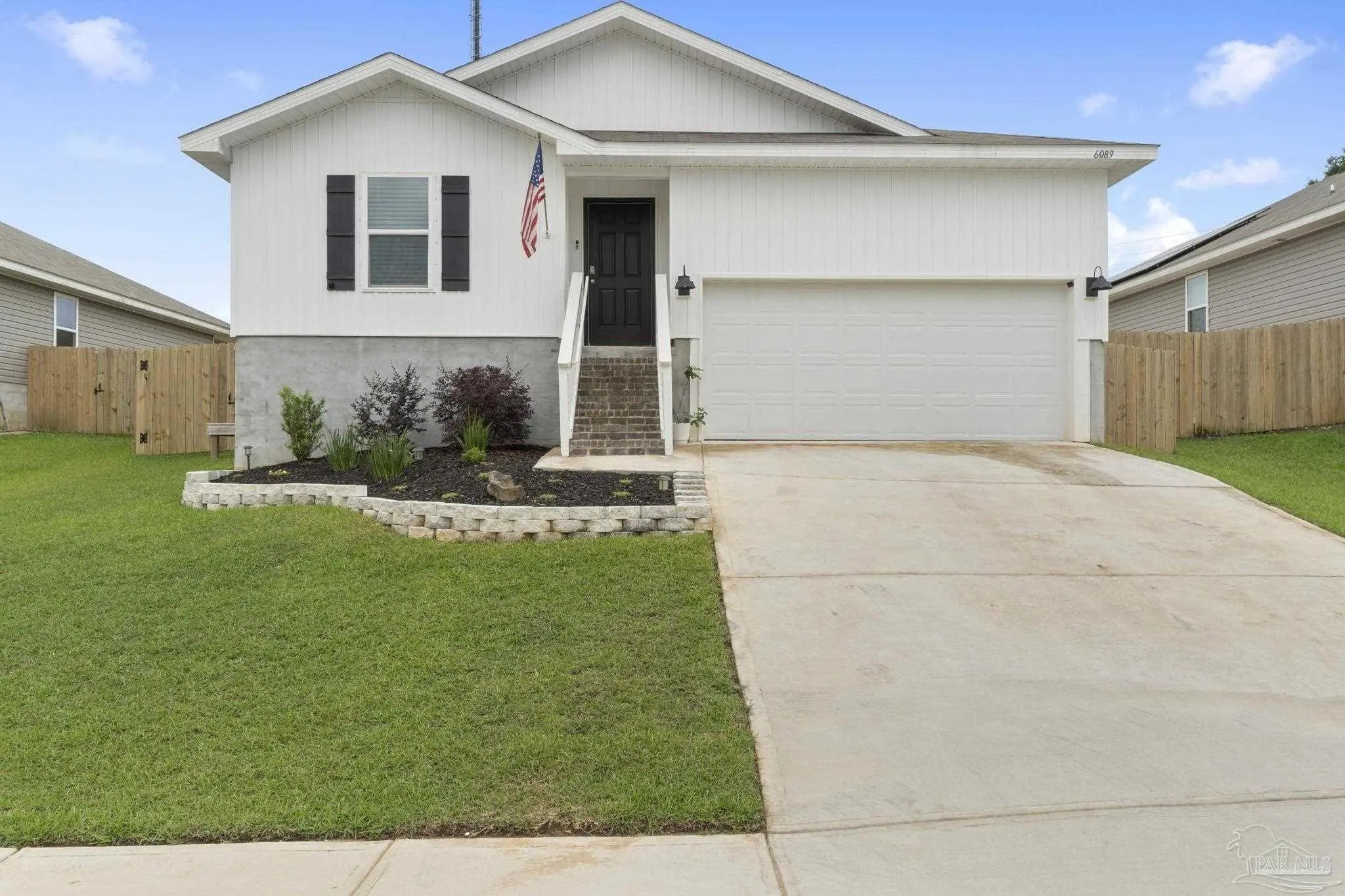 Photo of Listing #662312