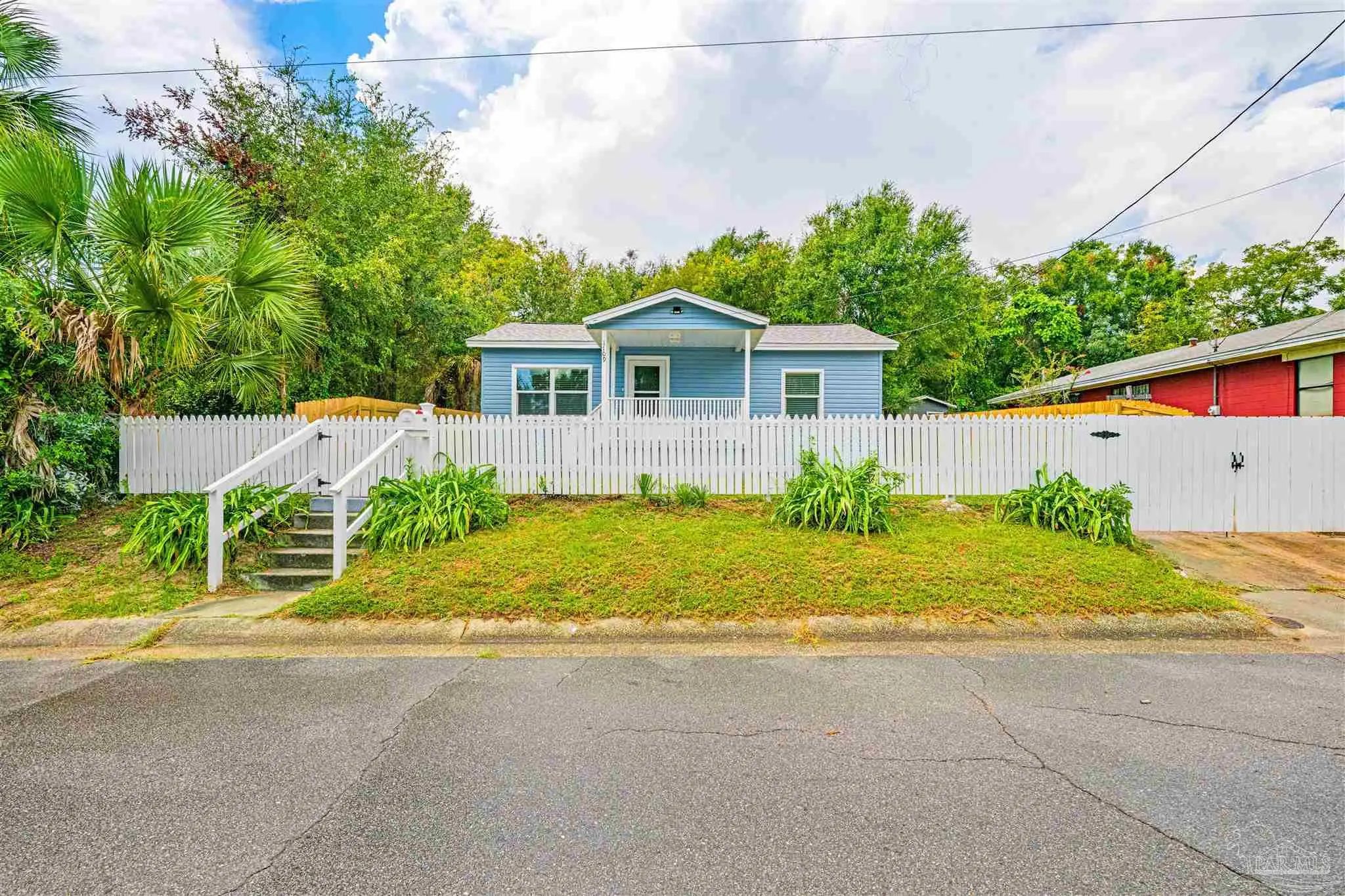 Photo of Listing #688511