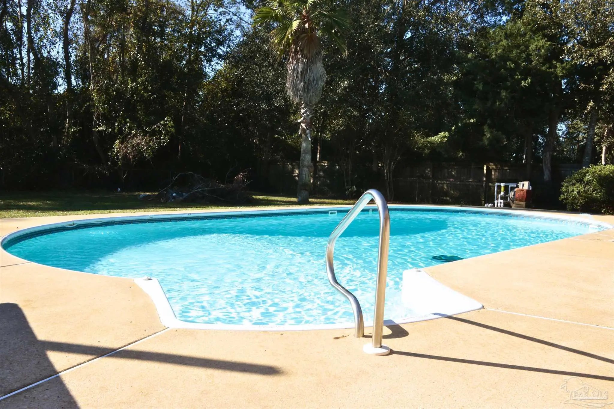 Photo of Listing #662573