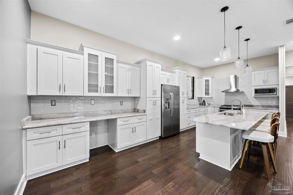 1306 E Gonzalez St, Pensacola