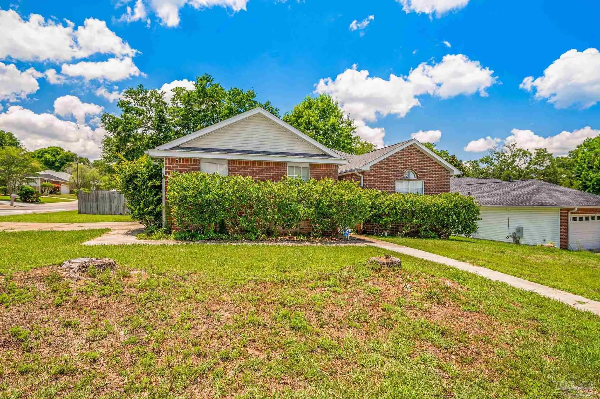 Photo of Listing #674799