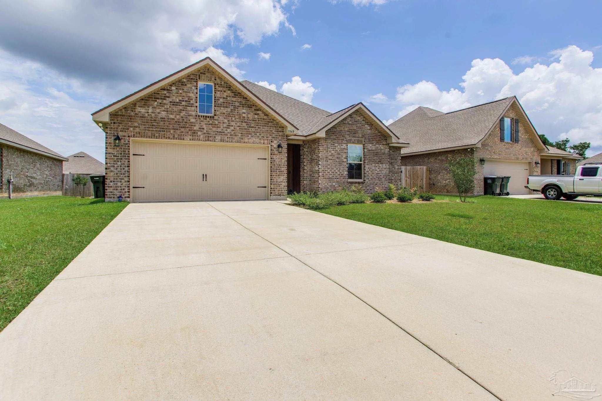 Photo of Listing #665672