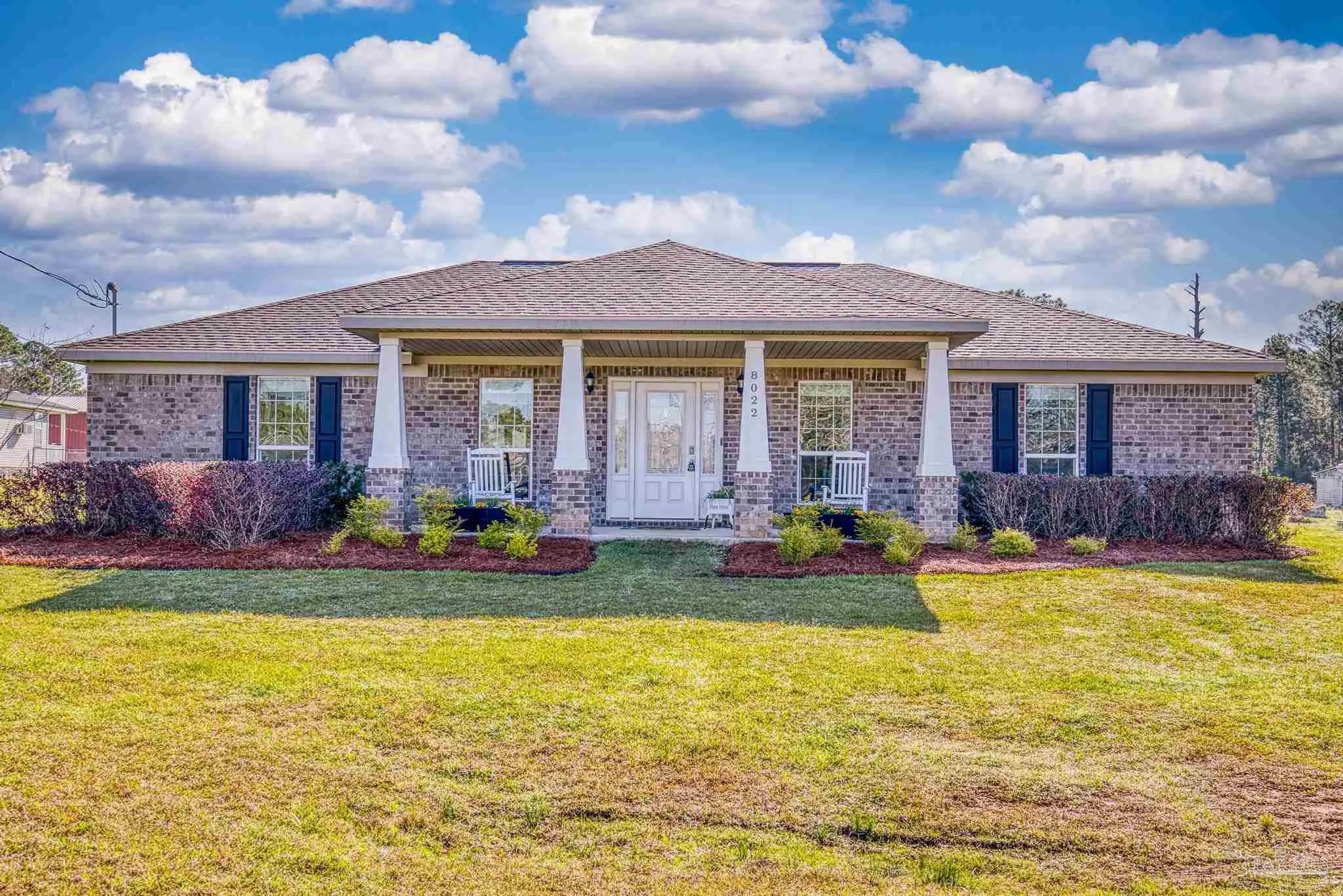 Photo of Listing #678532