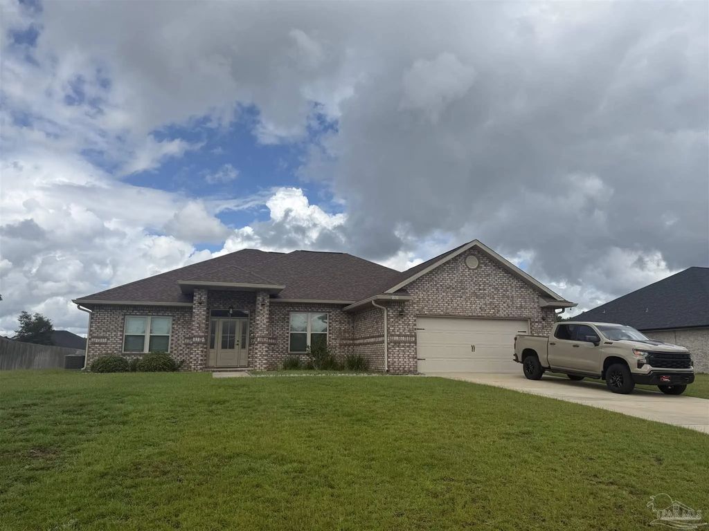 5511 Micanopy Dr, Milton