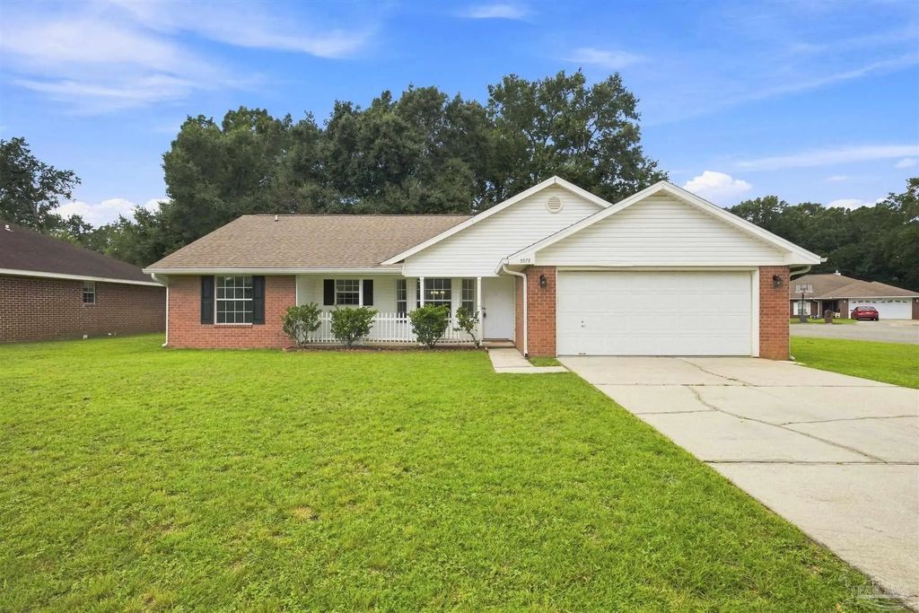 5579 Sweetbirch Ln, Milton