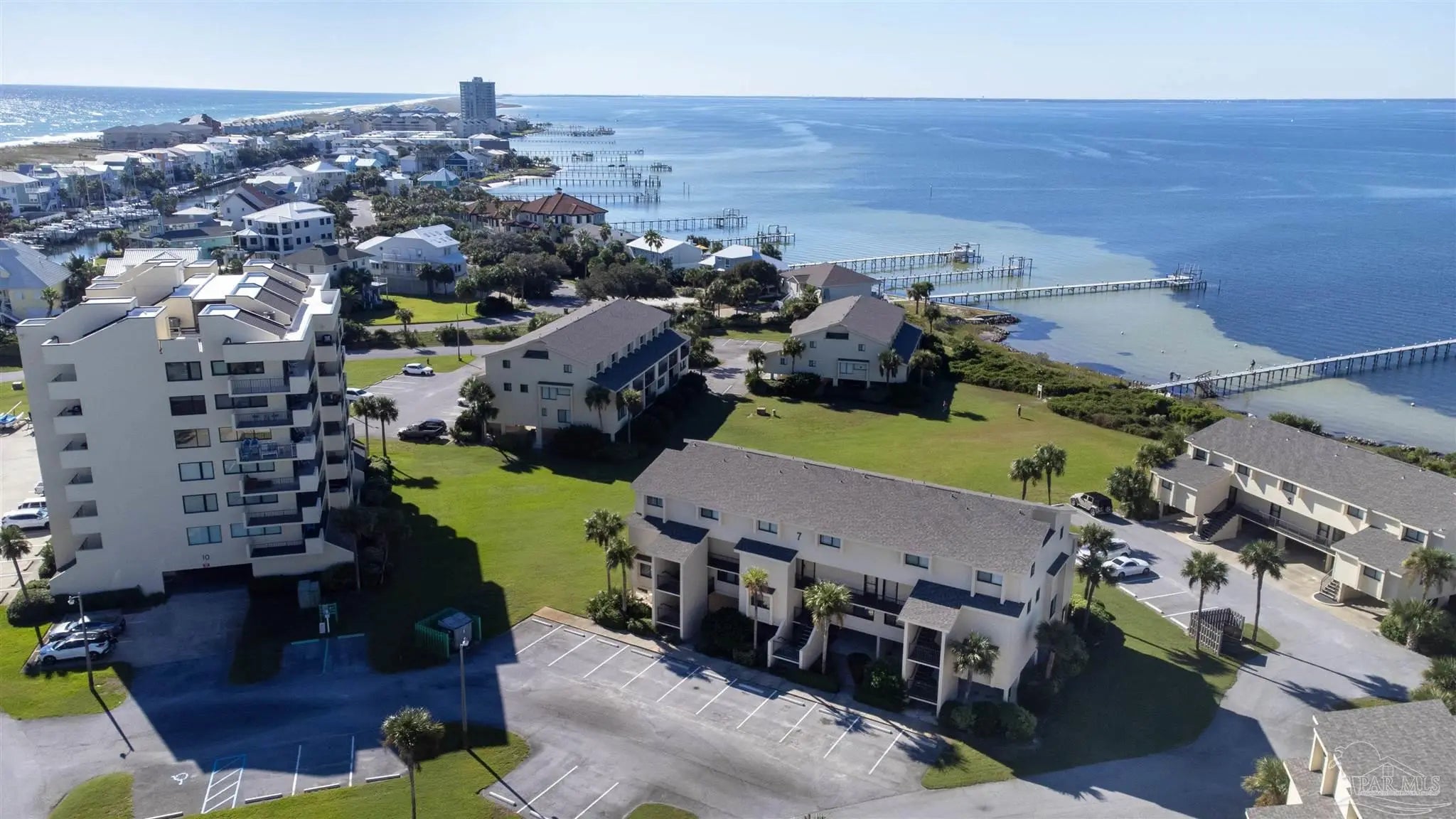 Photo of Listing #678951