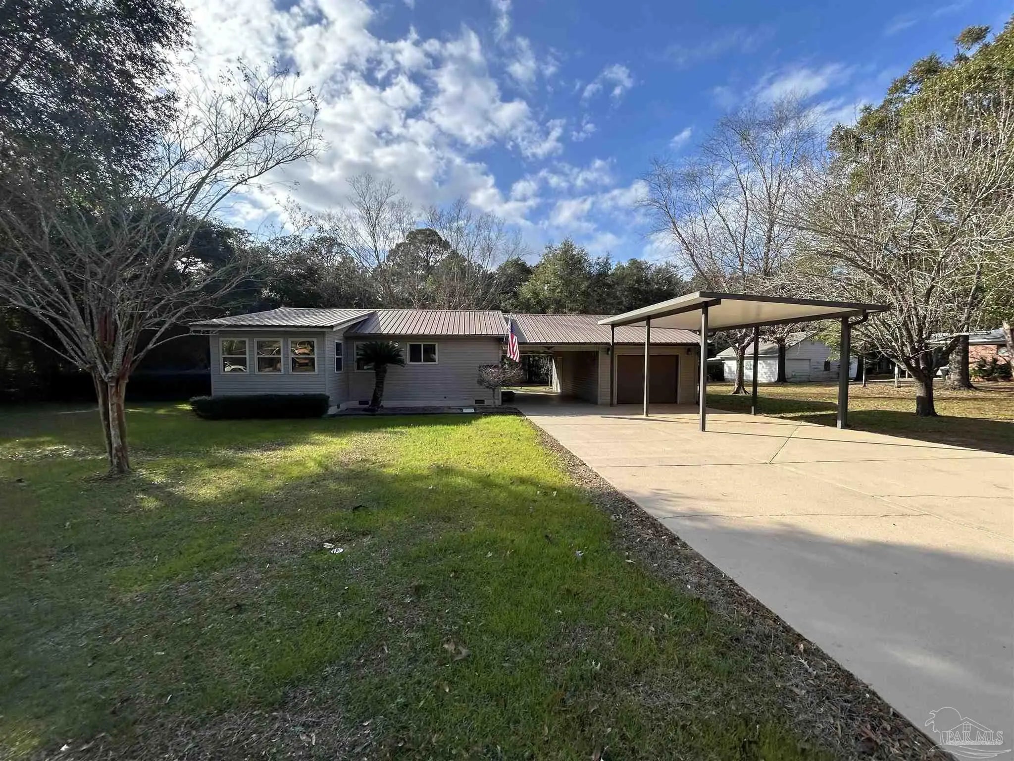 Photo of Listing #676530