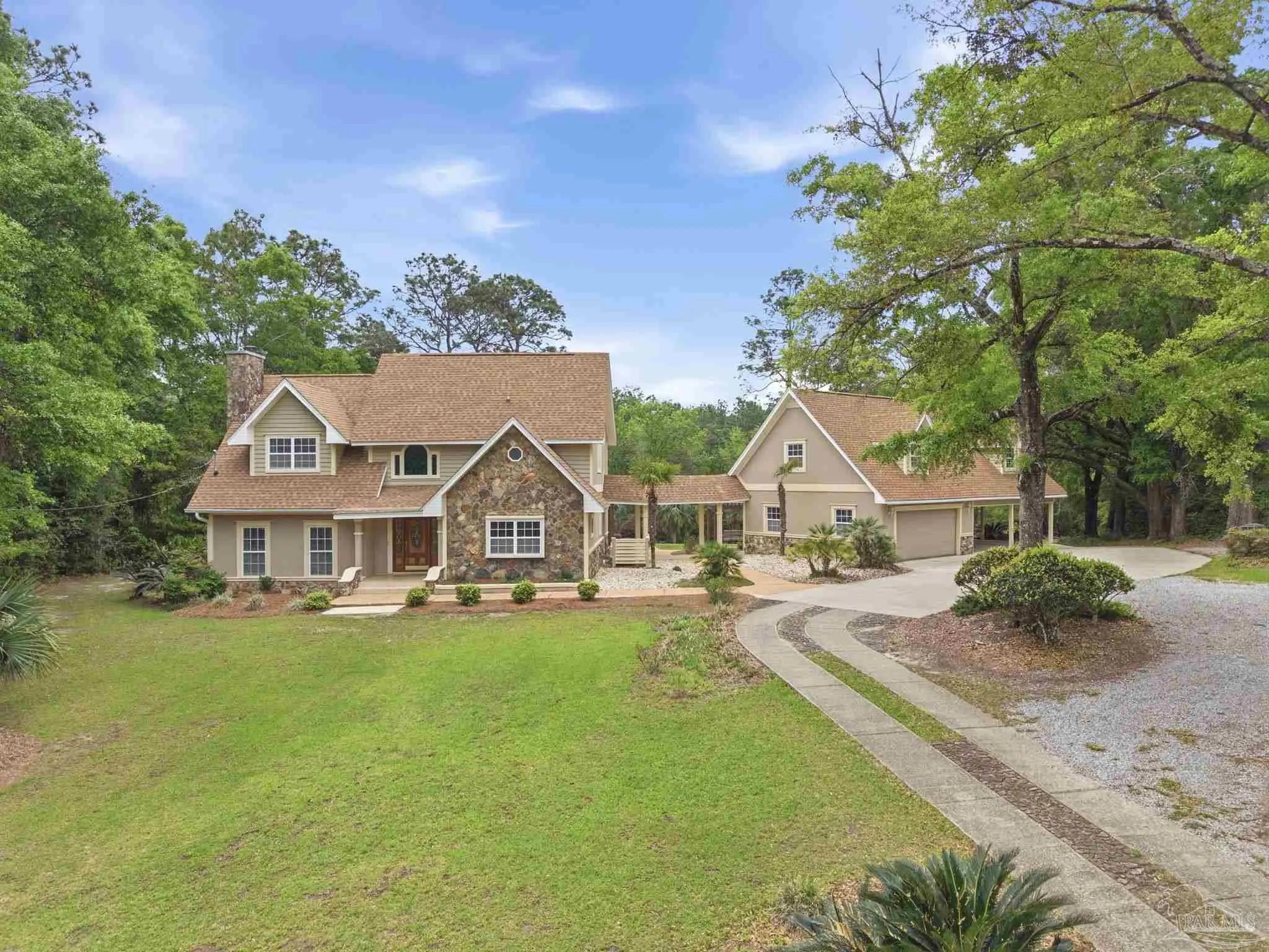 Photo of Listing #680601