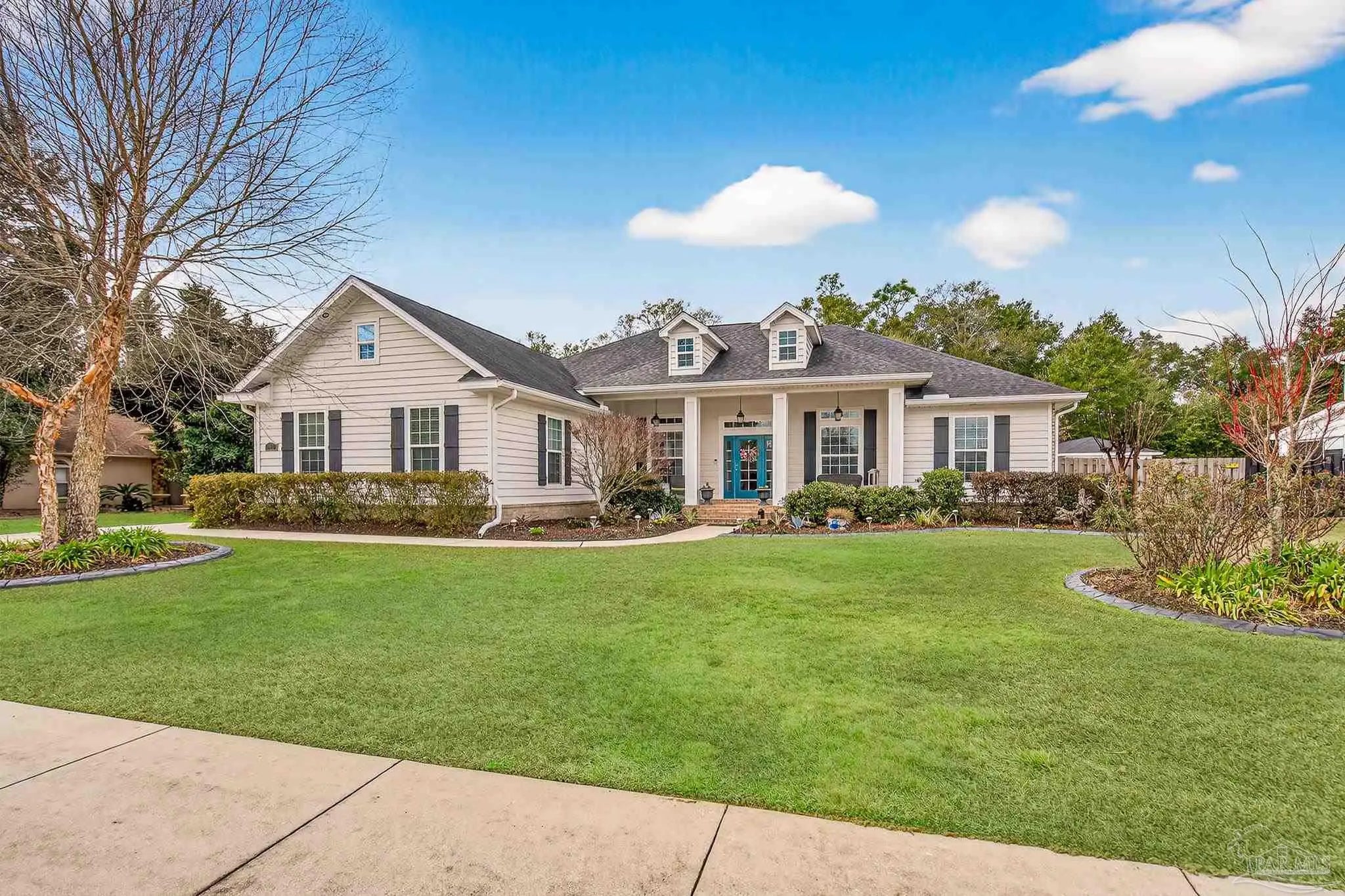 Photo of Listing #675805