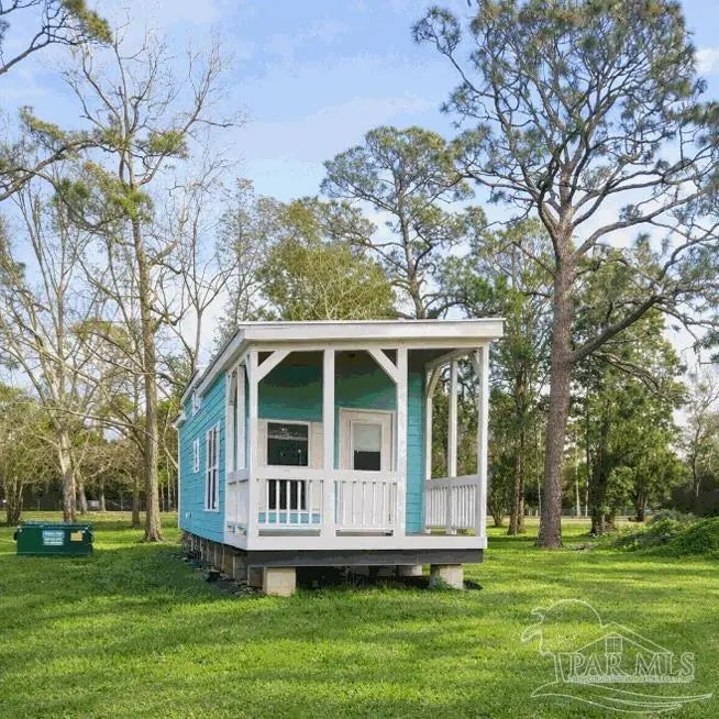 Photo of Listing #678246