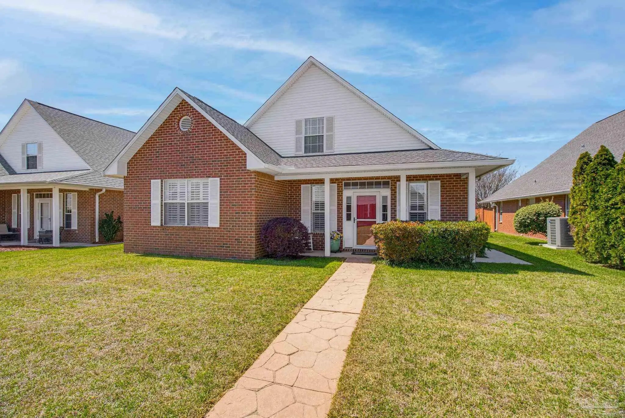 Photo of Listing #679832