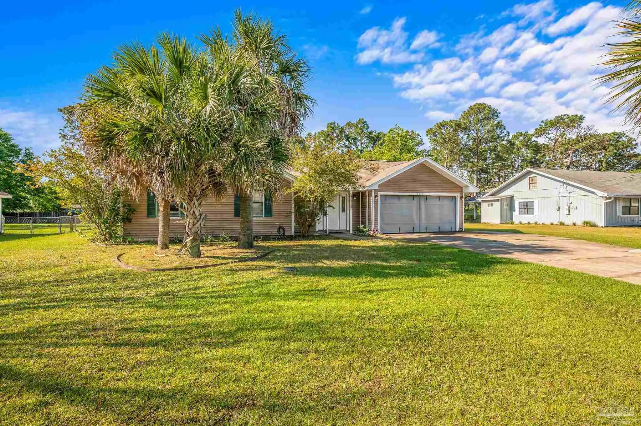 Photo of Listing #681140