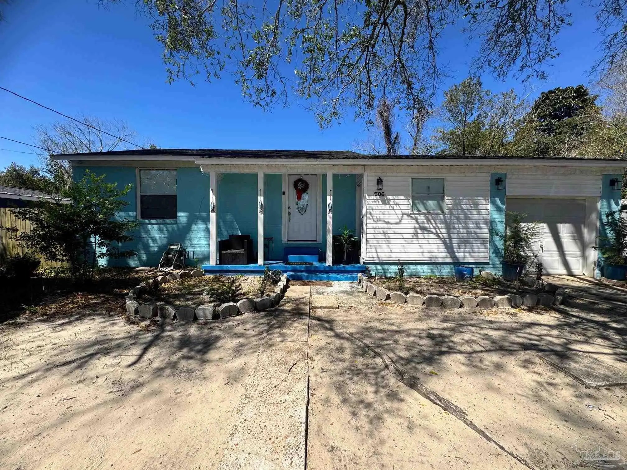 Photo of Listing #663722