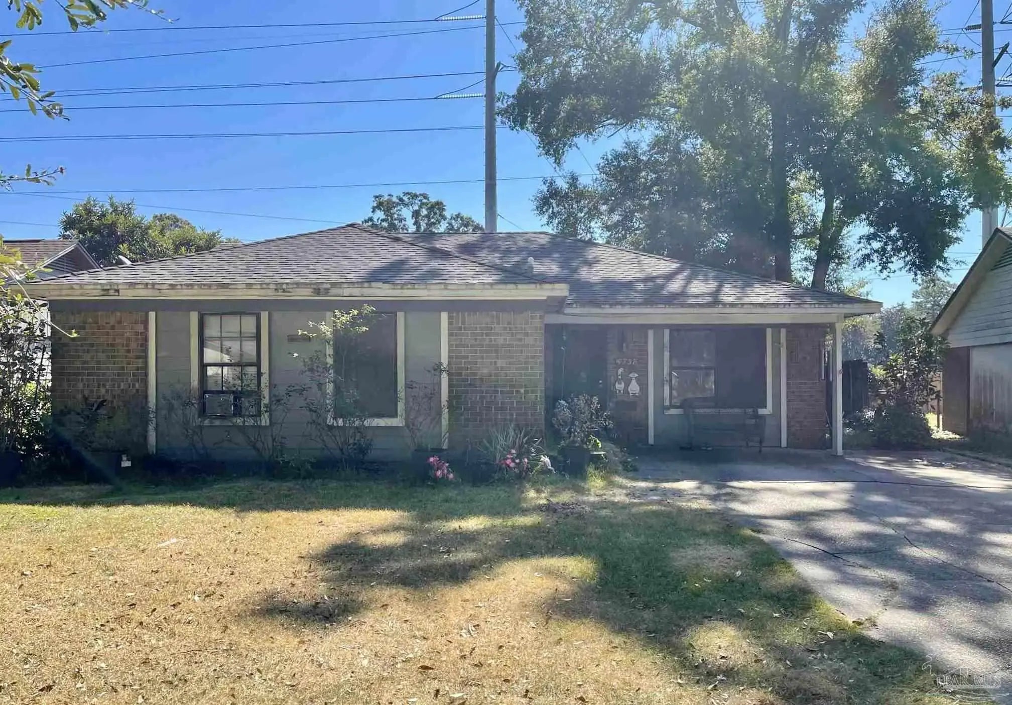 Photo of Listing #676100