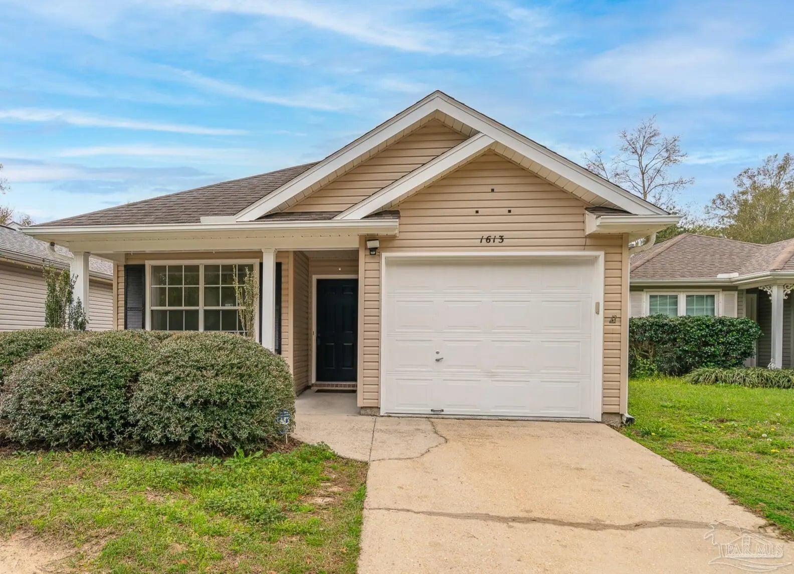 Photo of Listing #679268