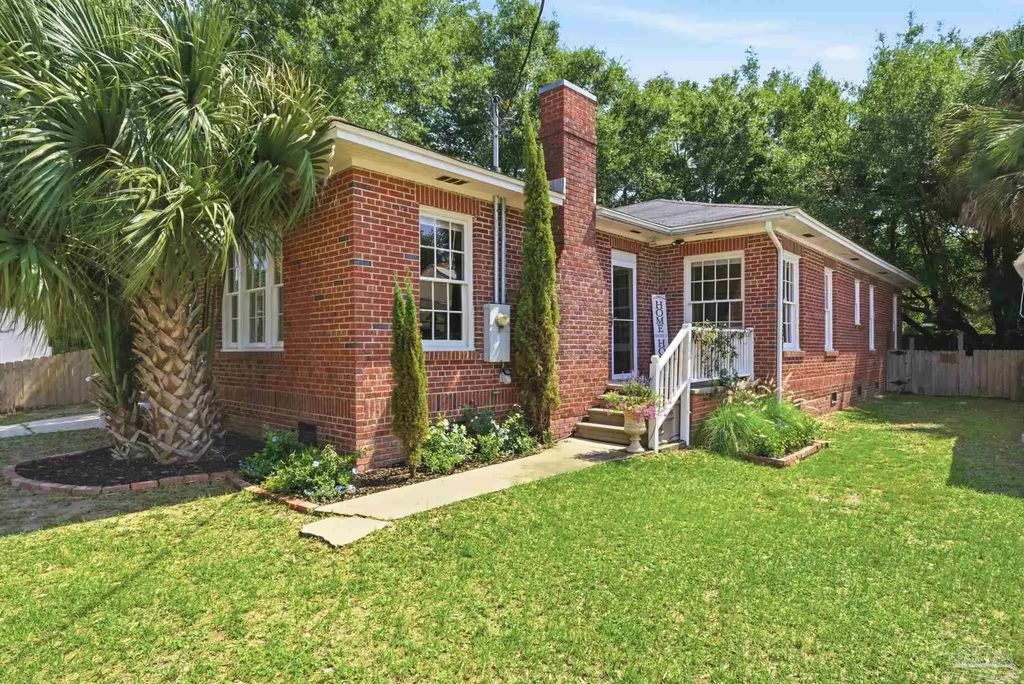 1420 N Davis Hwy, Pensacola