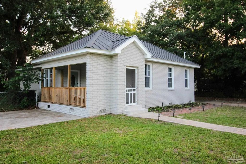 505 E Winthrop Ave, Pensacola