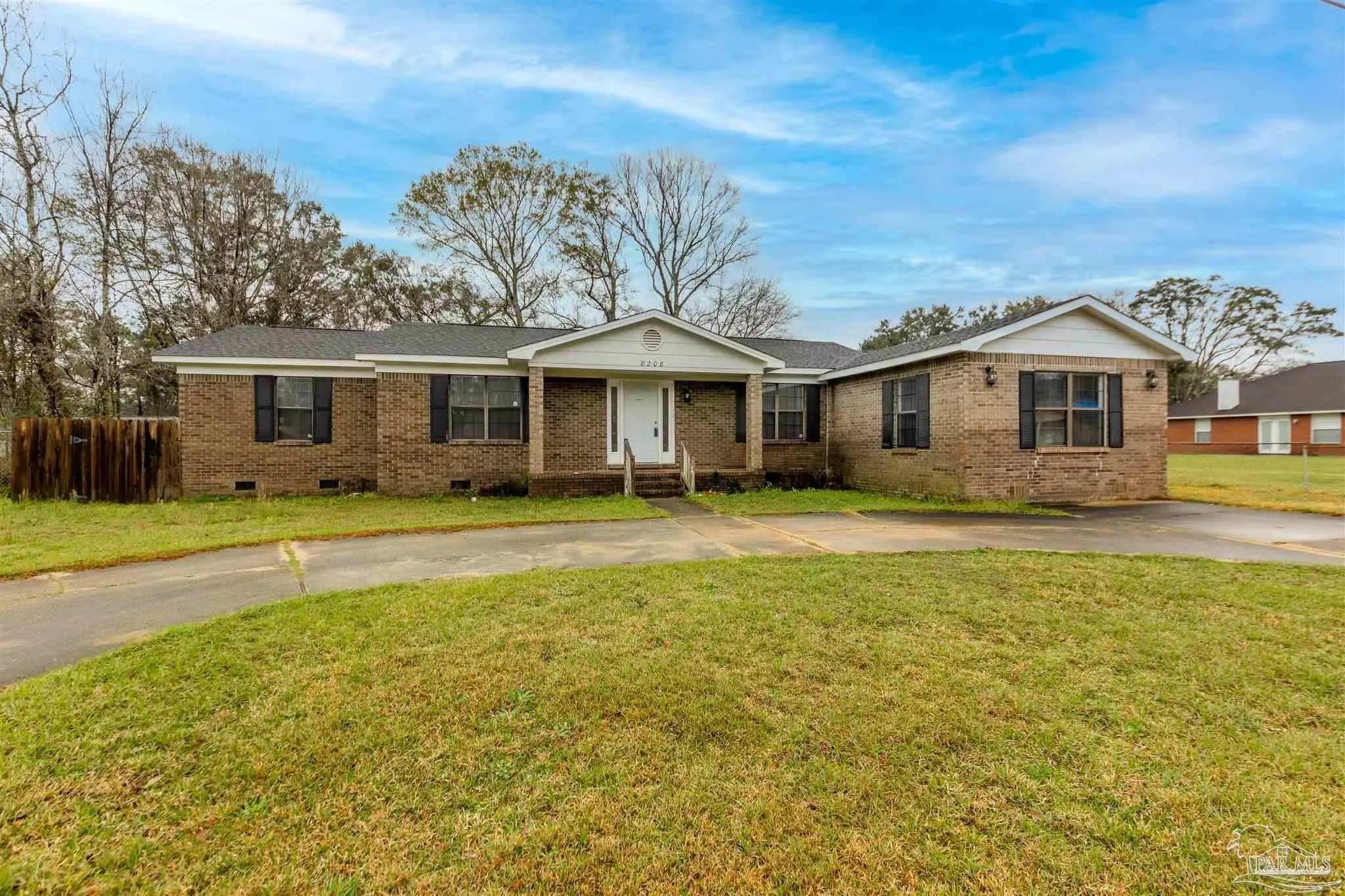 Photo of Listing #672257