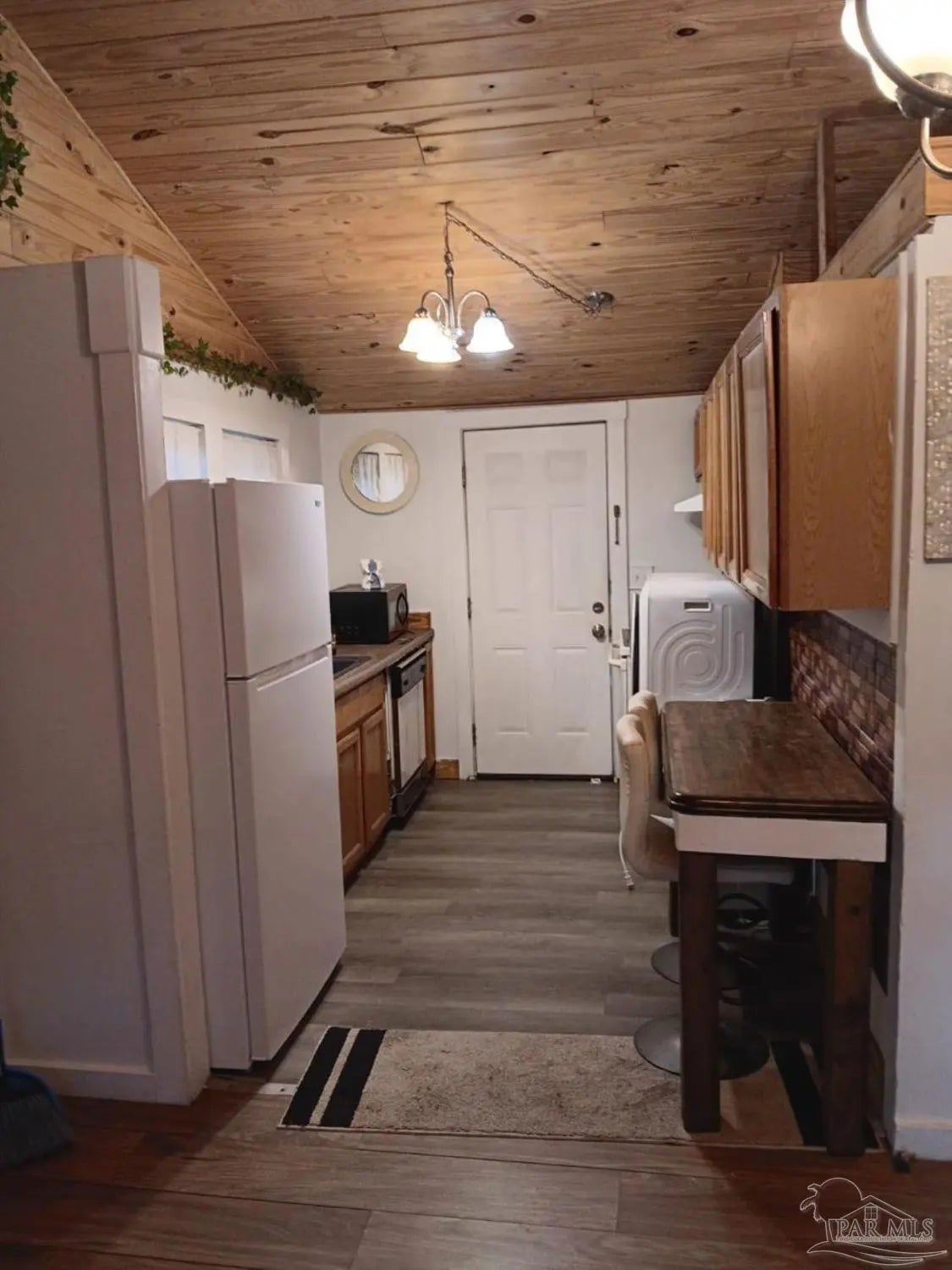 Photo of Listing #678071