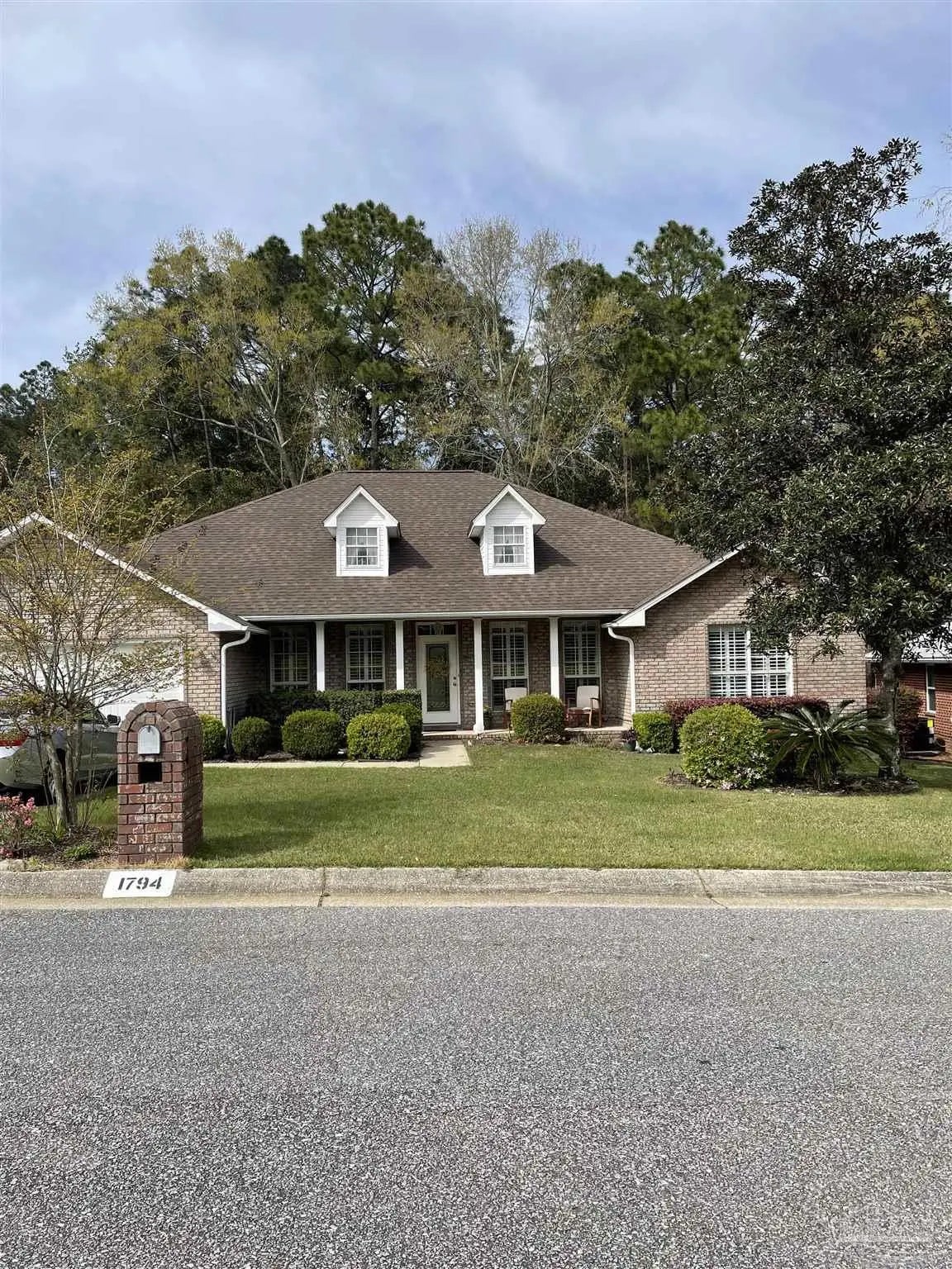 Photo of Listing #680181