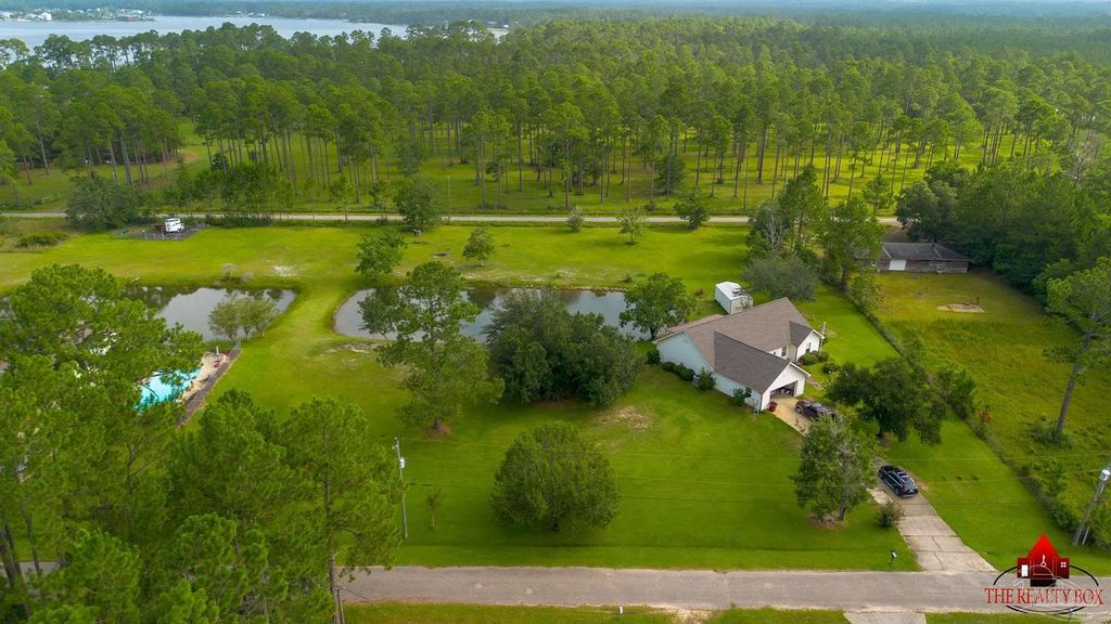 Blackwater Dr, Milton