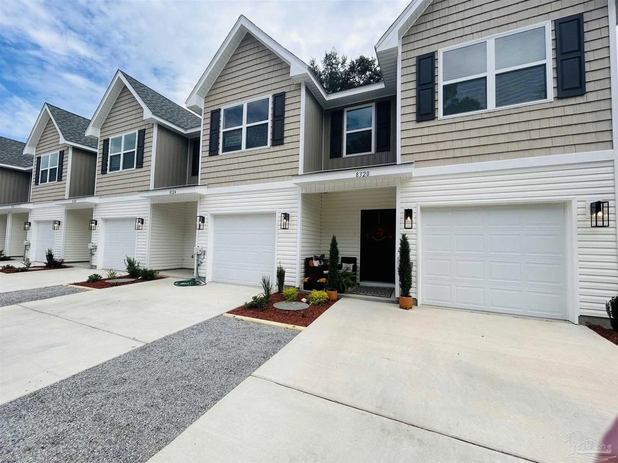 Photo of Listing #679294