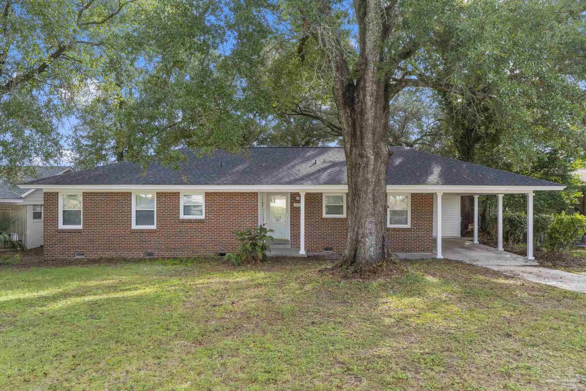 Photo of Listing #672072