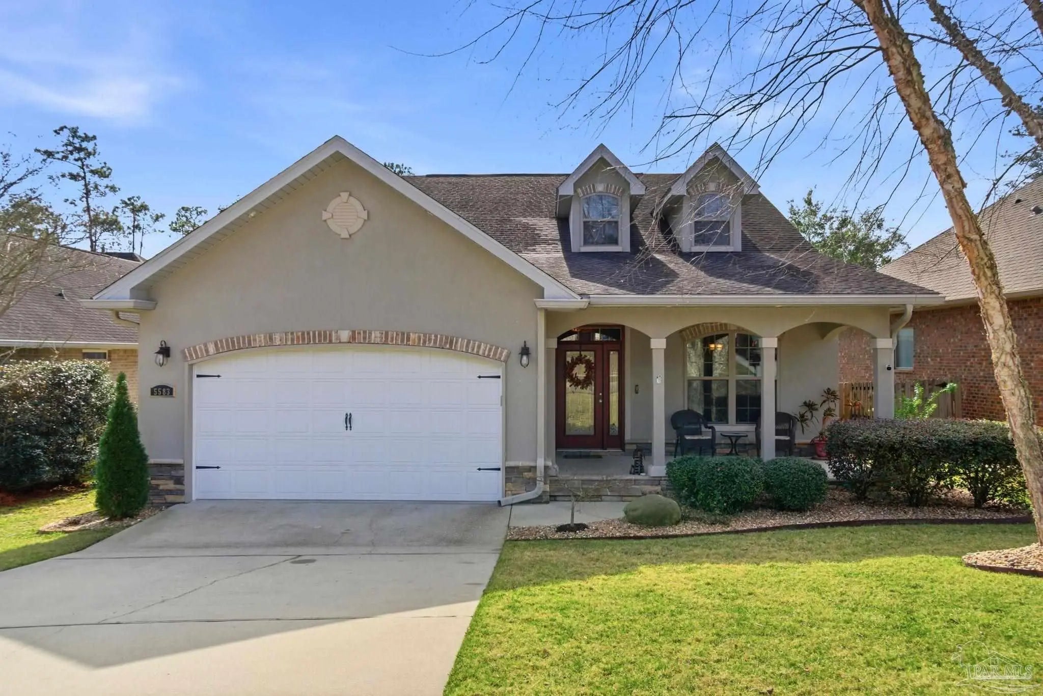 Photo of Listing #675731