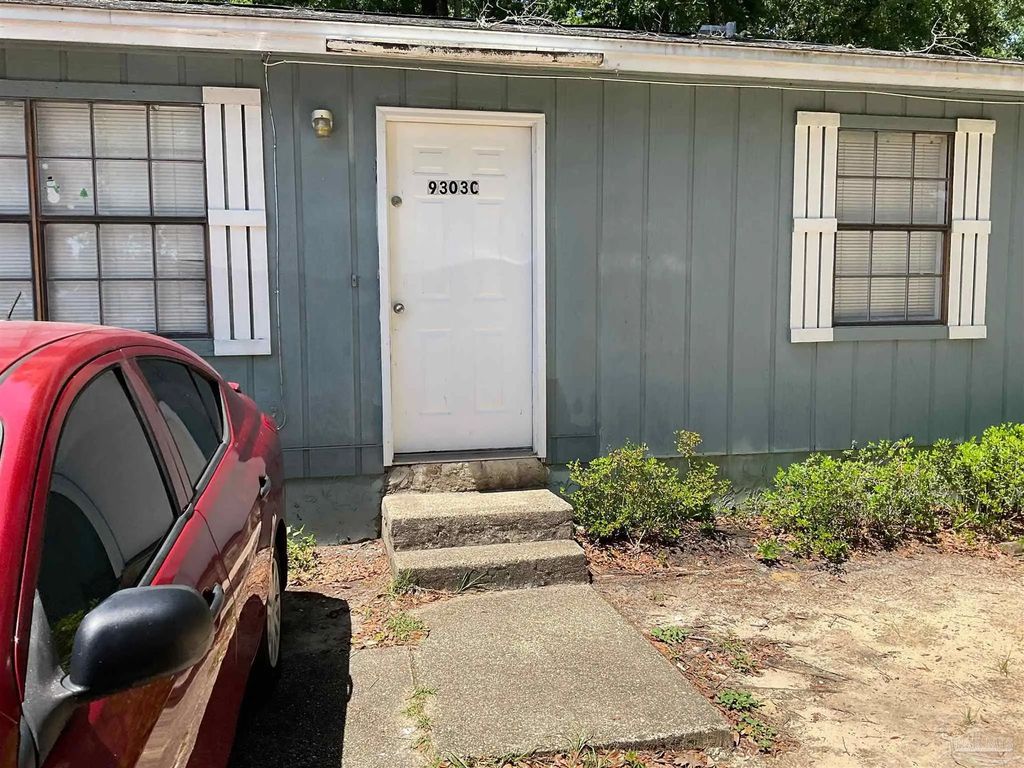 9305 Mabel St #c&d, Pensacola