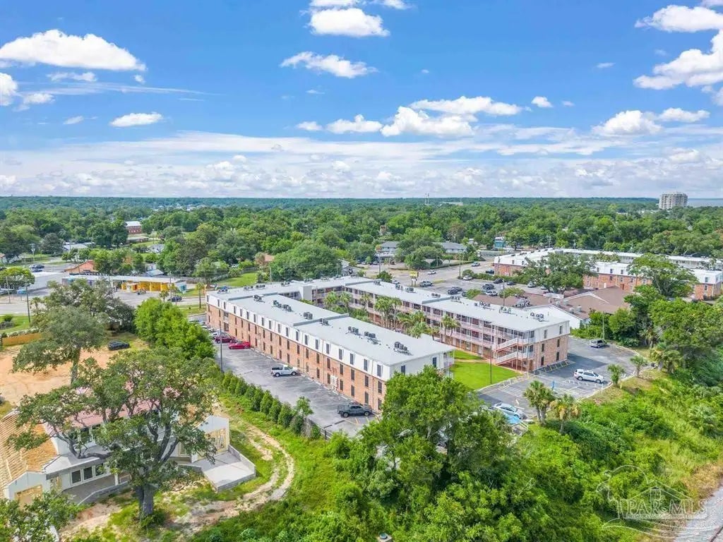 Photo of Listing #667521