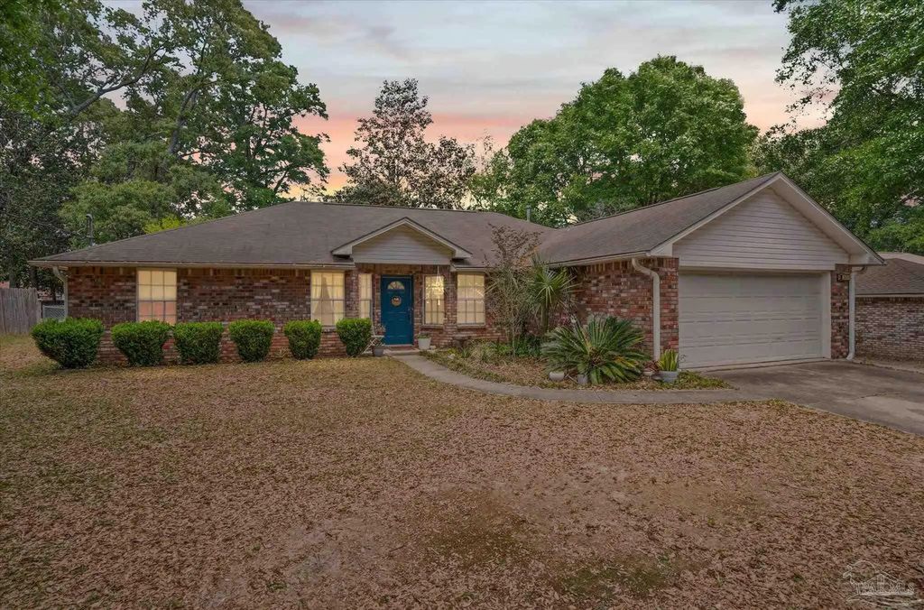 3024 E Kingsfield Rd, Pensacola