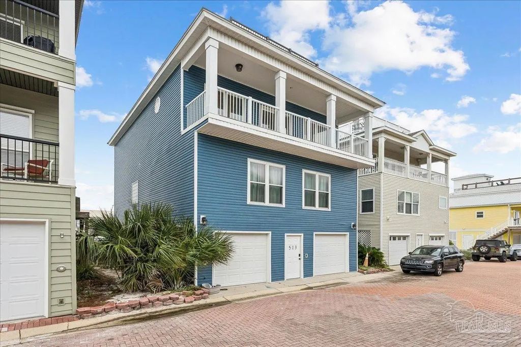 513 Ft Pickens Rd, Pensacola Beach